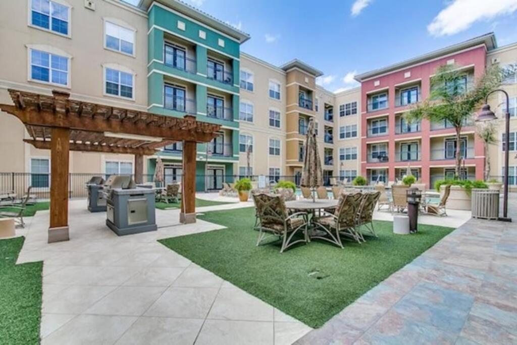 Modern Condo Near Texas Medical Center W Free Parking Houston Exterior photo